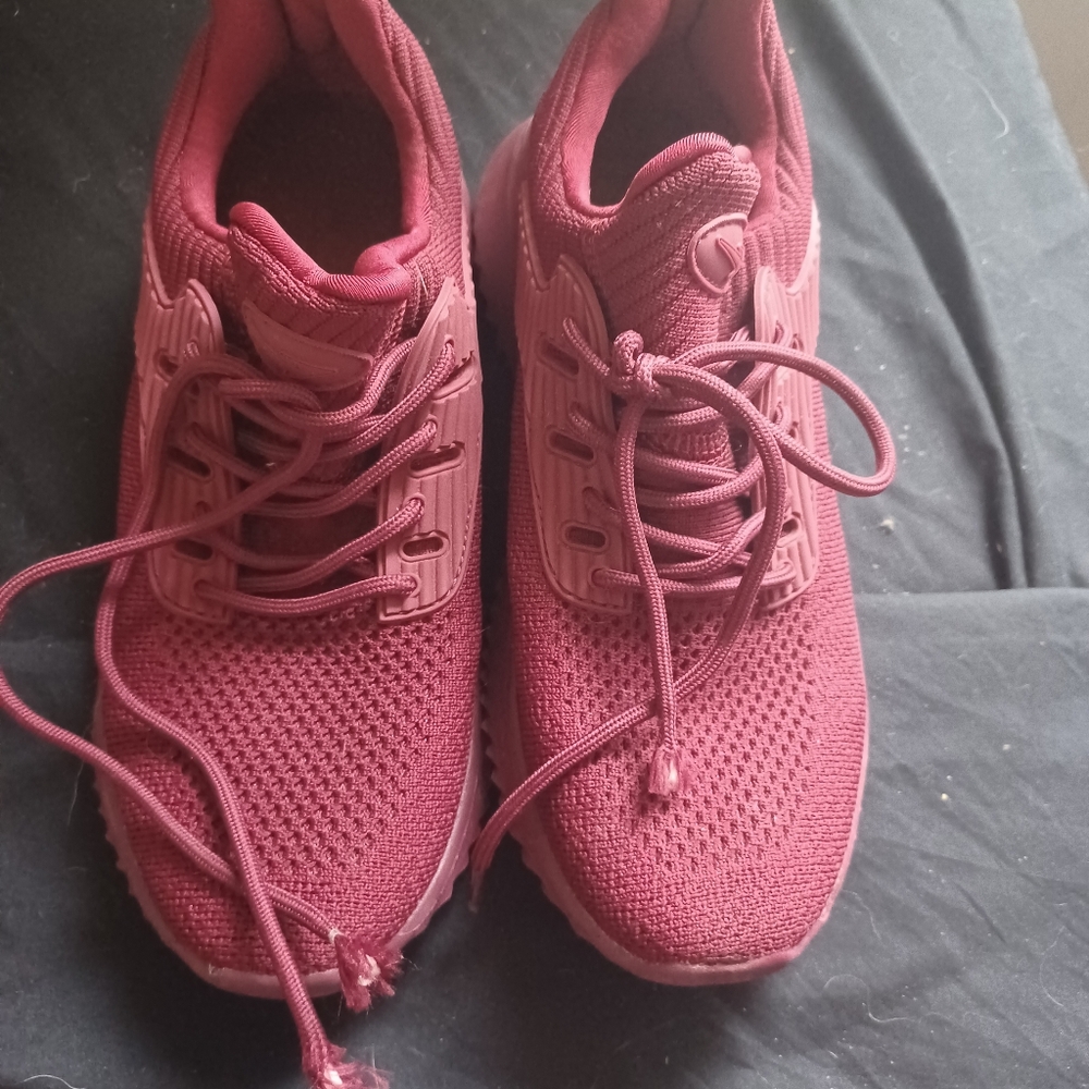 Women's Burgundy Athletic Shoes